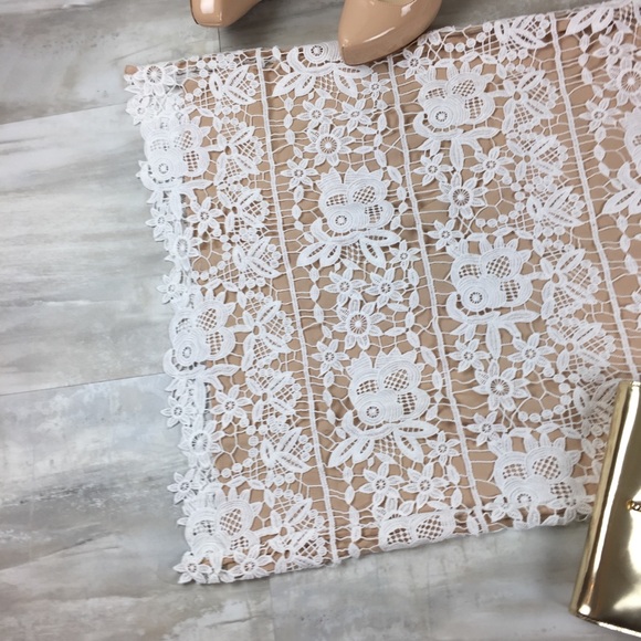 Lovers and Friends White Tan Nude Caspian Chunky Lace Shift Dress Medium Large - Picture 11 of 14